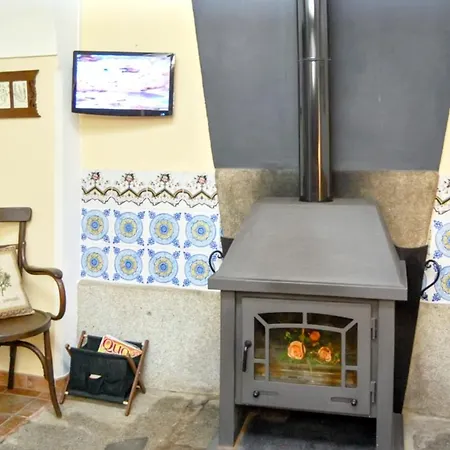 Charming House In Anora With Garden Holiday home *
