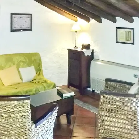 Holiday home Charming House In Anora With Garden *