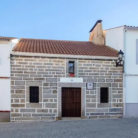 Holiday home Charming House In Anora With Garden *